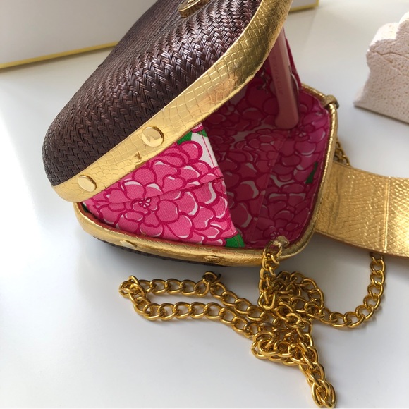 Lilly Pulitzer NWOT Tortoise & Bee Medallion Shoulder Clutch Crossbody HandBag - Picture 5 of 8